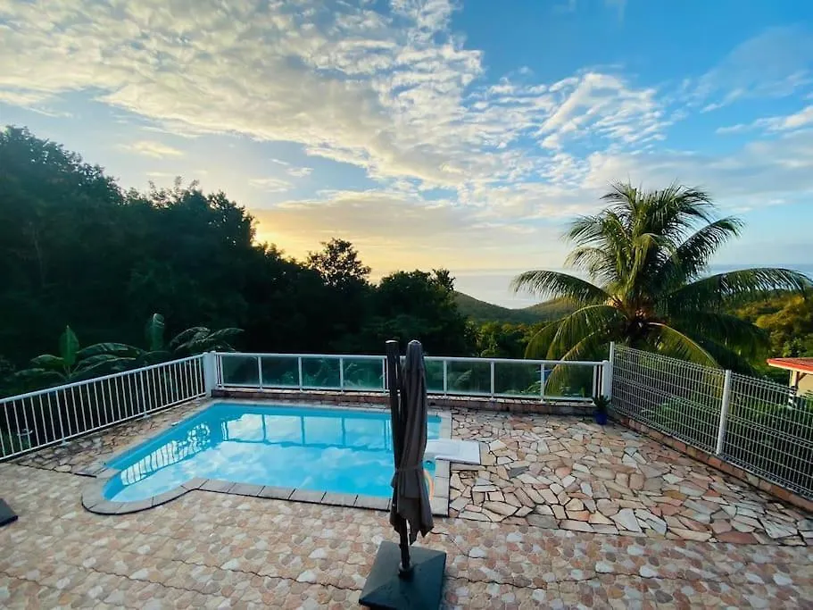 Villa Calme A Bouillante Vue Mer & Piscine Privee 0*,